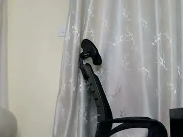 Petite_freakette  live sex cam