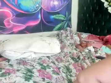 Pretty69queen  live sex cam