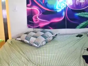 Pretty69queen  live sex cam