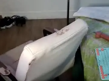 Pretty69queen  live sex cam