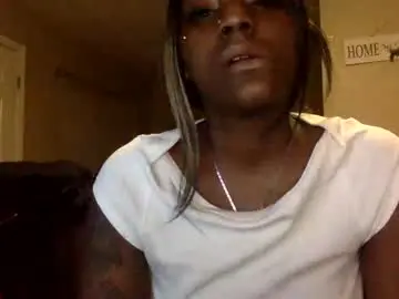 Toosweeetiff  live sex cam