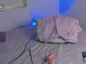 Aleja_rossi  live sex cam