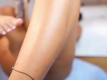 Ana_maria11  live sex cam