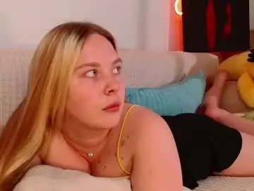Bellajonesk  live sex cam