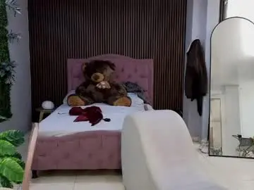 Camil_milfdream  live sex cam