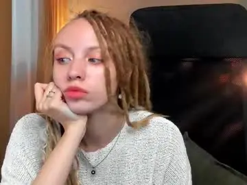 Cherry_north  live sex cam