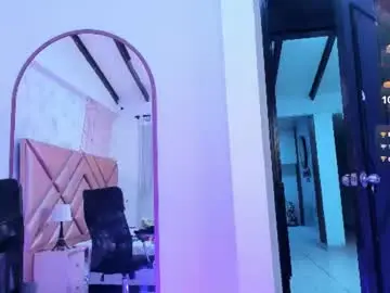 Dianasheren  live sex cam