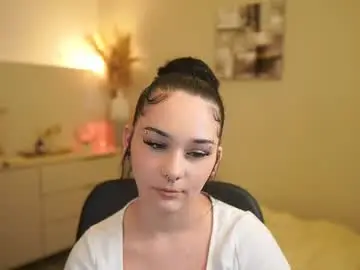 Ellediane18  live sex cam