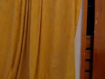 Elsa69dreams  live sex cam