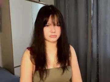 Evelynhudson  live sex cam