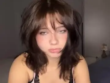 Evelynhudson  live sex cam