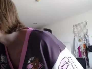 Galaxyandromeda  live sex cam