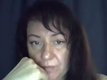 Giny_fers1  live sex cam