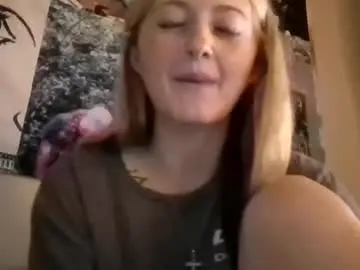 Kaitlynevansx  live sex cam