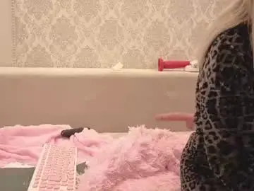 Lesley_mil  live sex cam