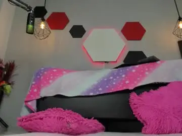 Martinaclark  live sex cam