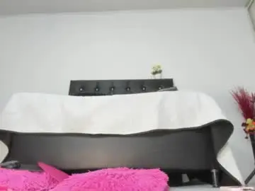 Martinaclark  live sex cam