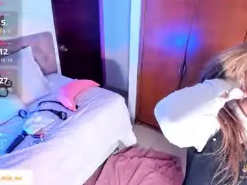 Mia_rousseau  live sex cam