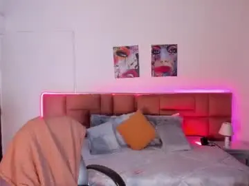Mia_rousseau  live sex cam
