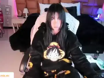 Mia_rousseau  live sex cam