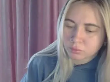 Midnight_lace1  live sex cam