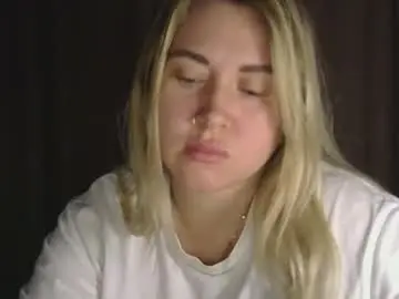 Midnight_lace1  live sex cam