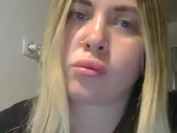 Midnight_lace1  live sex cam