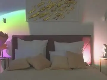 Nicole_broown  live sex cam