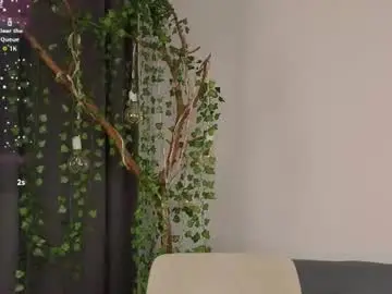 Nicole_broown  live sex cam
