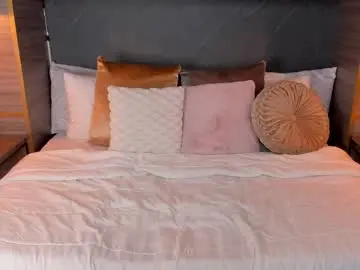 Zoevold  live sex cam