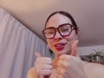 Babyprincesstalia  live sex cam