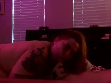 Evilstwins  live sex cam