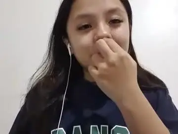 Helgaguterrez  live sex cam