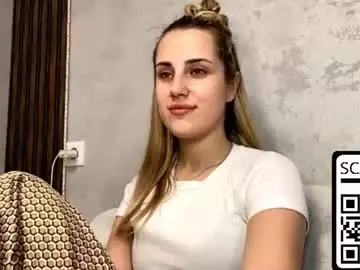 Hotmusex  live sex cam