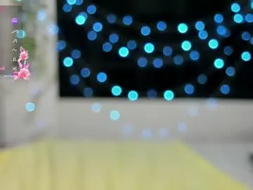 Kelly_holmess  live sex cam