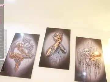 Kristellv  live sex cam