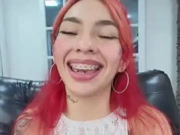 Miss__abigail  live sex cam