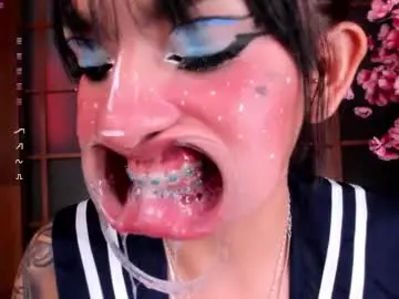 Miss__abigail  live sex cam