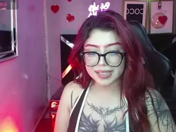 Red_bunny_v  live sex cam