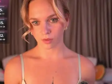 Tendercrush  live sex cam