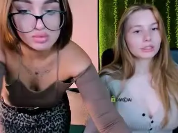 Your_bunny12  live sex cam
