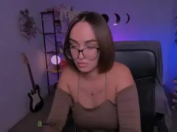 Your_bunny12  live sex cam
