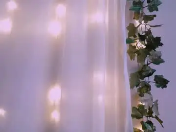 Angelainparis28  live sex cam