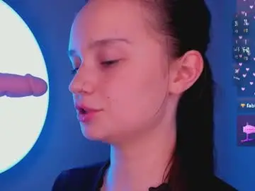 Bitchpeace_  live sex cam