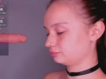Bitchpeace_  live sex cam