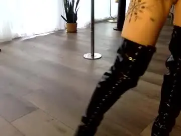 Ladykatlust  live sex cam