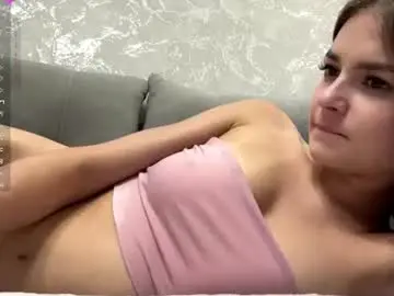 Lucilabobadilla  live sex cam
