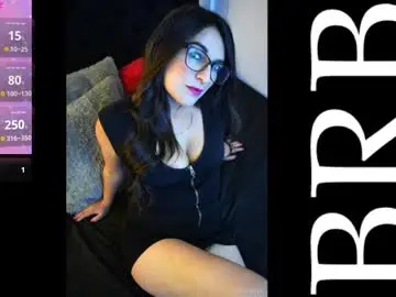 Mia_miller17  live sex cam