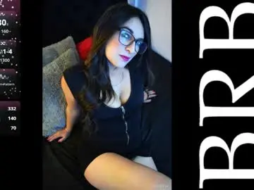 Mia_miller17  live sex cam