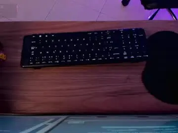 Saralennoxx  live sex cam